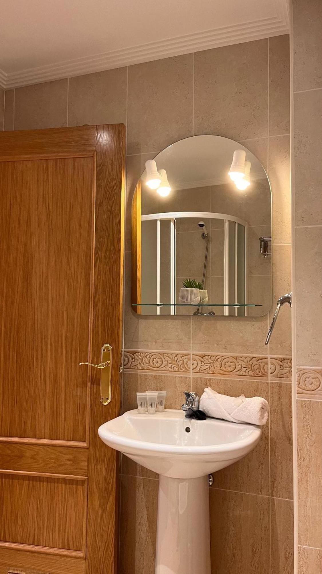 21A02 Coqueto Apartamento Con Garaje เฟเลโชซา ภายนอก รูปภาพ